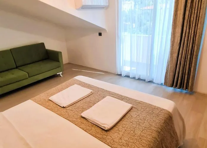 The Tulip Teras Appartement