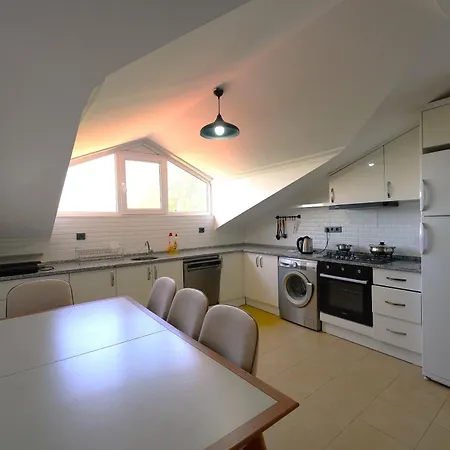 The Tulip Teras Apartman